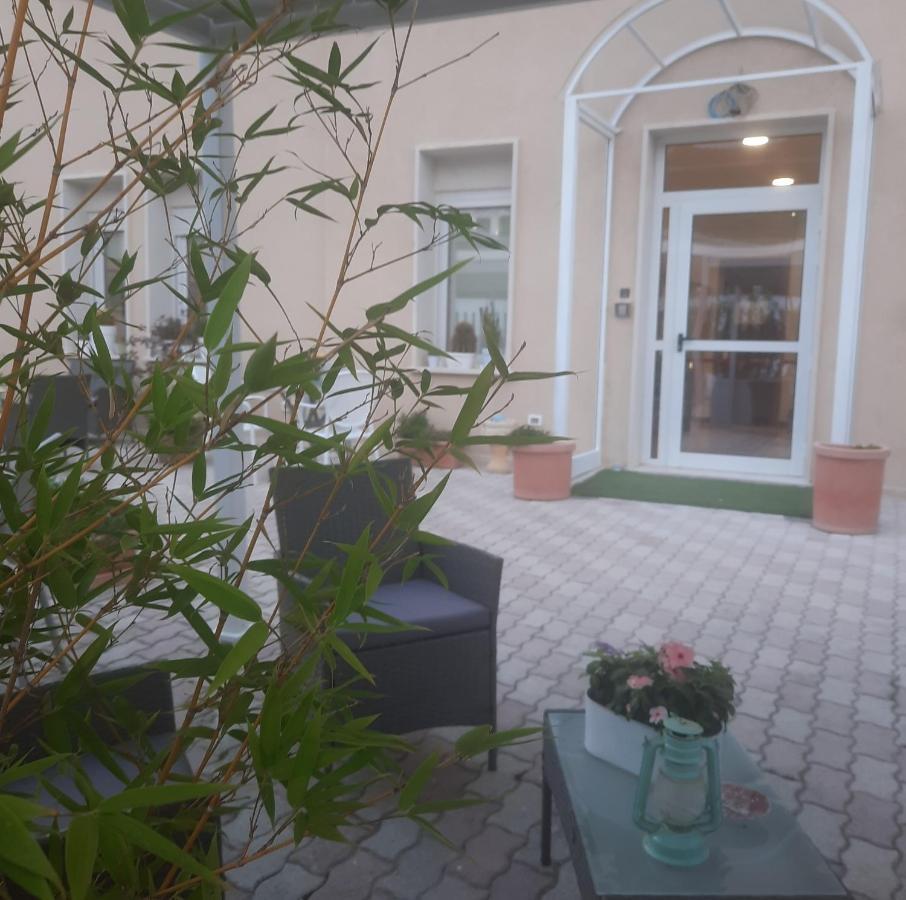 Hotel Porta Rivera L'Aquila Luaran gambar