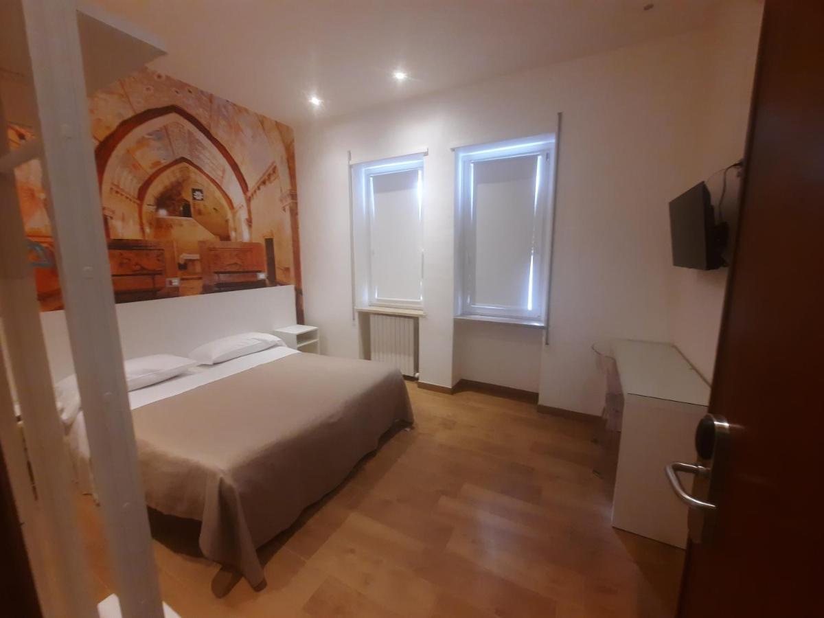 Hotel Porta Rivera L'Aquila Luaran gambar