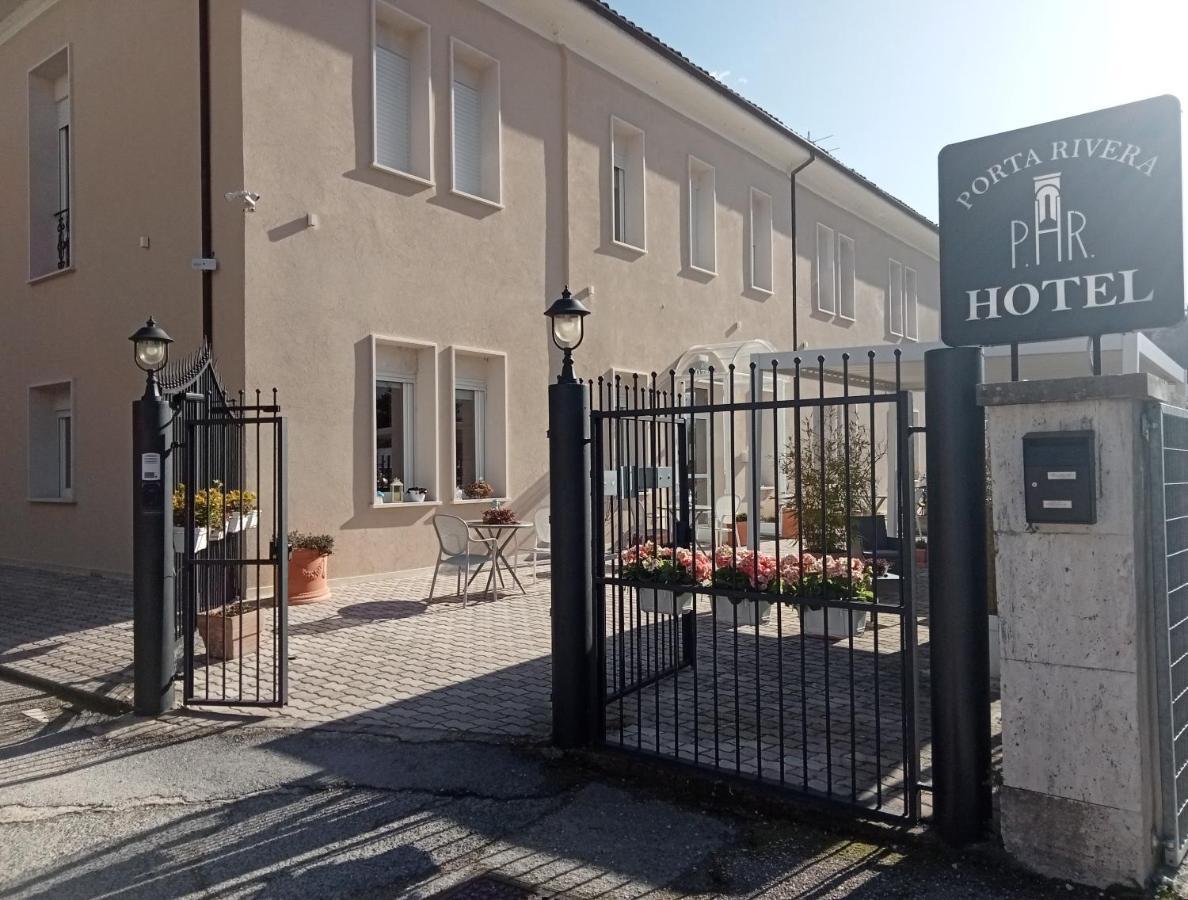 Hotel Porta Rivera L'Aquila Luaran gambar