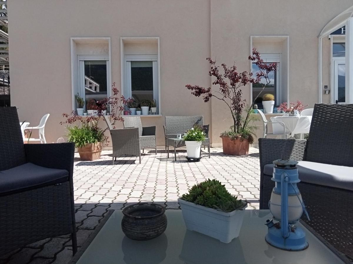 Hotel Porta Rivera L'Aquila Luaran gambar