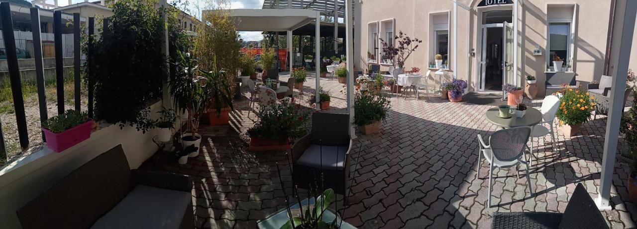 Hotel Porta Rivera L'Aquila Luaran gambar