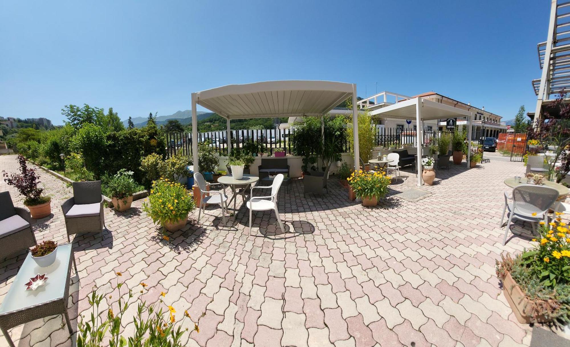 Hotel Porta Rivera L'Aquila Luaran gambar